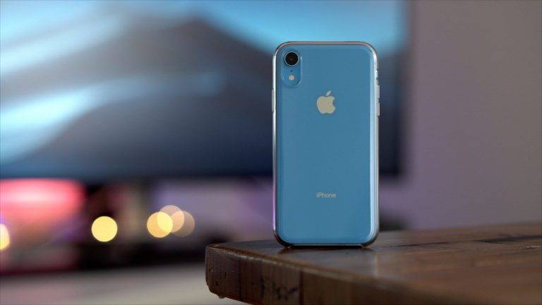 iPhone XR Clear Case Hands on1 | Techlog.gr - Χρήσιμα νέα τεχνολογίας