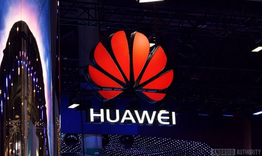 Huawei logo MWC1 | Techlog.gr - Χρήσιμα νέα τεχνολογίας