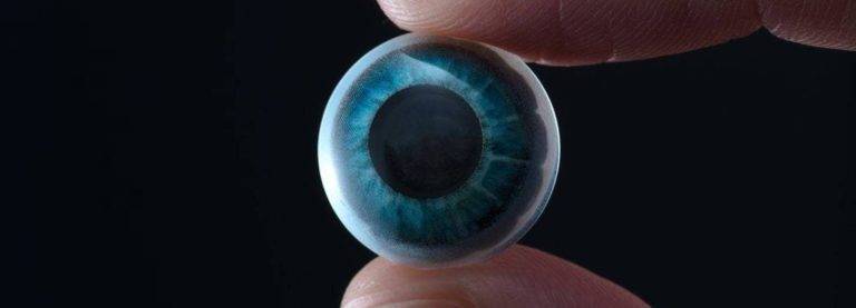 smart contact lenses ar designboom 18001 | Techlog.gr - Χρήσιμα νέα τεχνολογίας