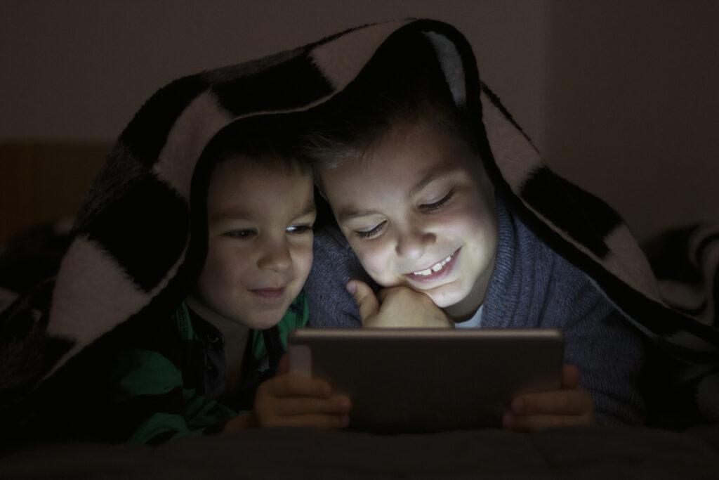 Screen Time on Children 1024x6831 1 | Techlog.gr - Χρήσιμα νέα τεχνολογίας