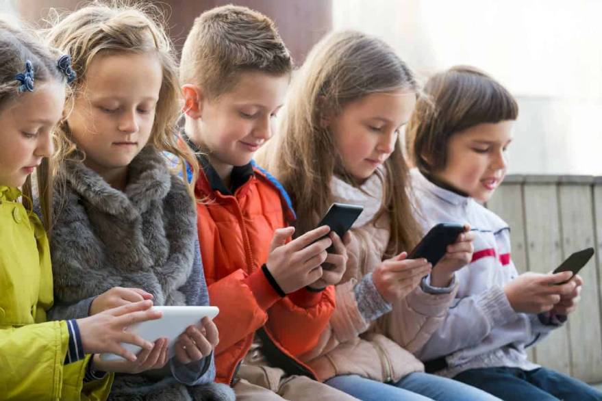 children mobile | Techlog.gr - Χρήσιμα νέα τεχνολογίας