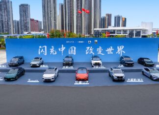 Η BYD μόλις άλλαξε τα πάντα στα ηλεκτρικά αυτοκίνητα: Φόρτιση 97% σε 9 λεπτά και αυτονομία 1.000 χλμ