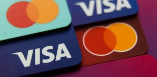 Η AI ετοιμάζεται να ψωνίζει για εμάς – Visa και Mastercard δημιουργούν το «διαβατήριο» των AI agents